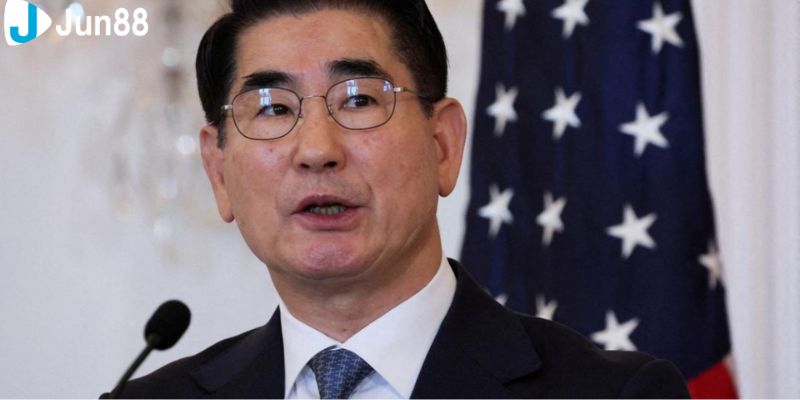 Cựu bộ trưởng quốc phòng Hàn Quốc Kim Yong-hyun